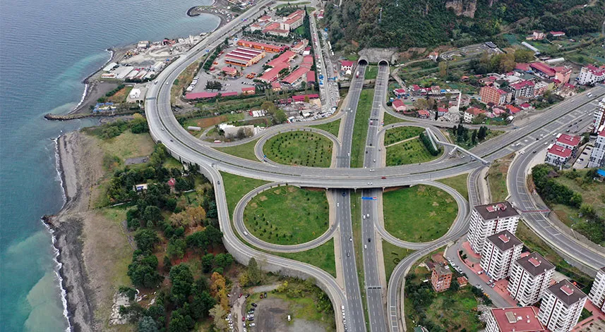 Trabzon'da ulaşım tünellerle kolaylaştı