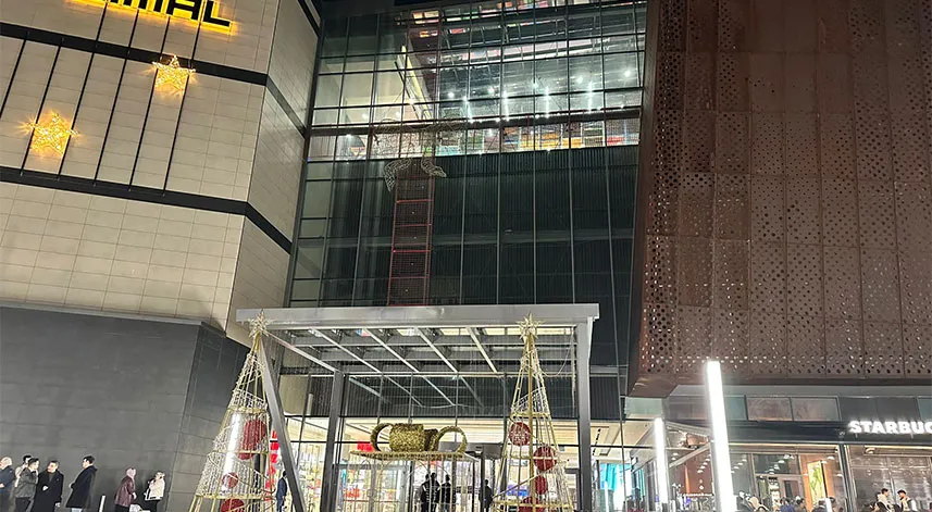 Rize'de tartışma yaratan süslemenin, tamamlanması bekleniyor