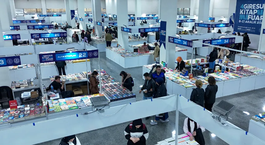 Giresun 4. Kitap Fuarı kapılarını açtı