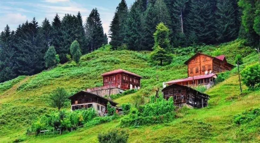 Çamlıhemşin’nin ilginç köy isimleri nelerdir?