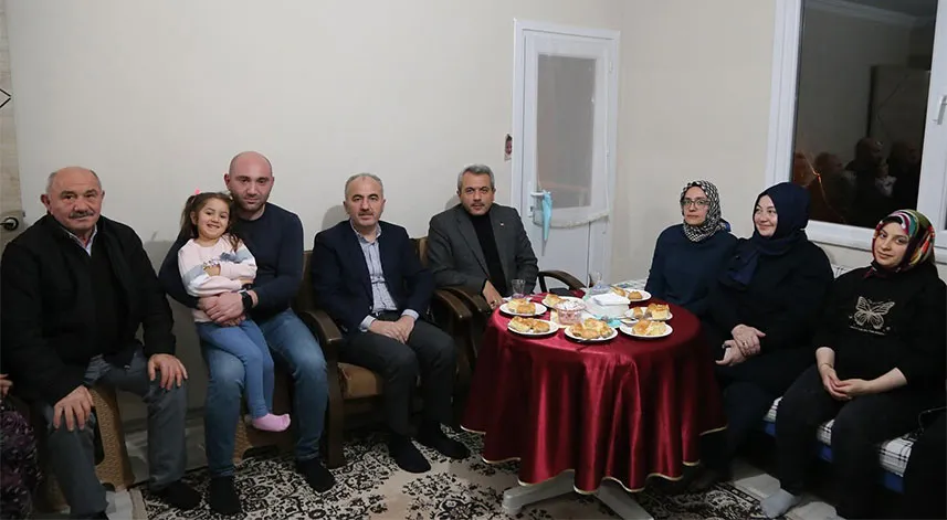 İl Protokolü, Yiğit Demirel'in ailesini ziyaret etti