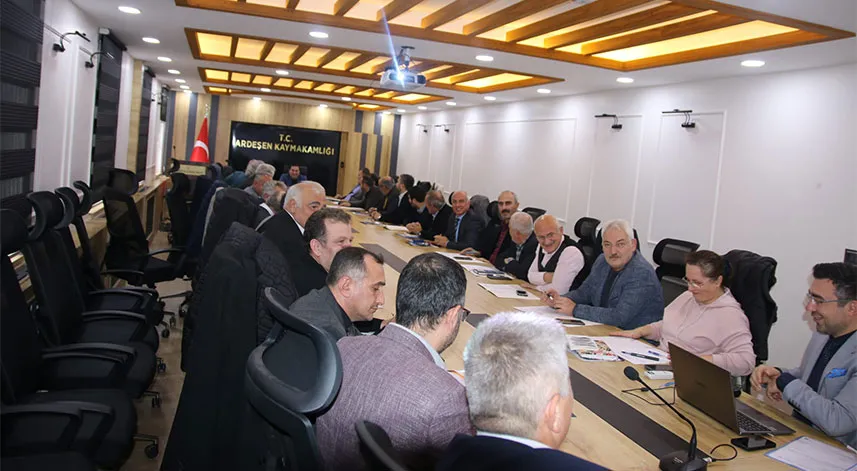 Ardeşen'de eğitim konusu masaya yatırıldı