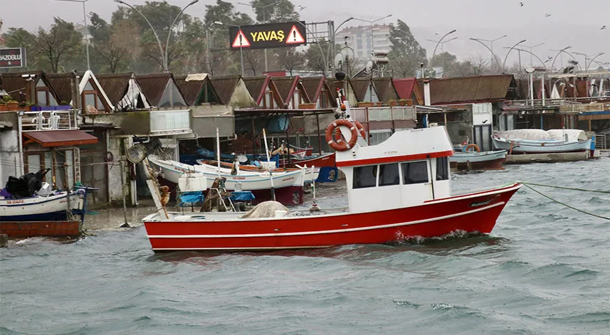 Trabzon ve Bayburt'ta olumsuz hava koşulları