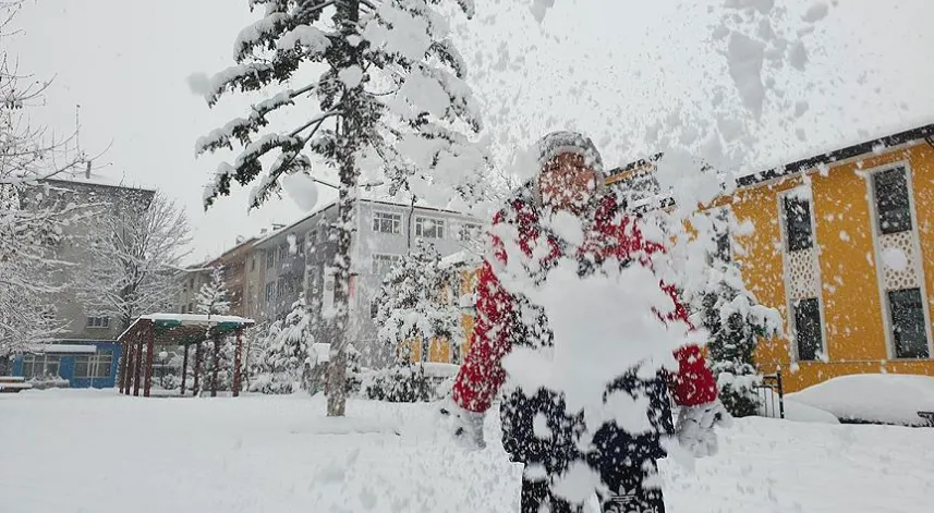 Giresun’da iki ilçede daha eğitime kar engeli