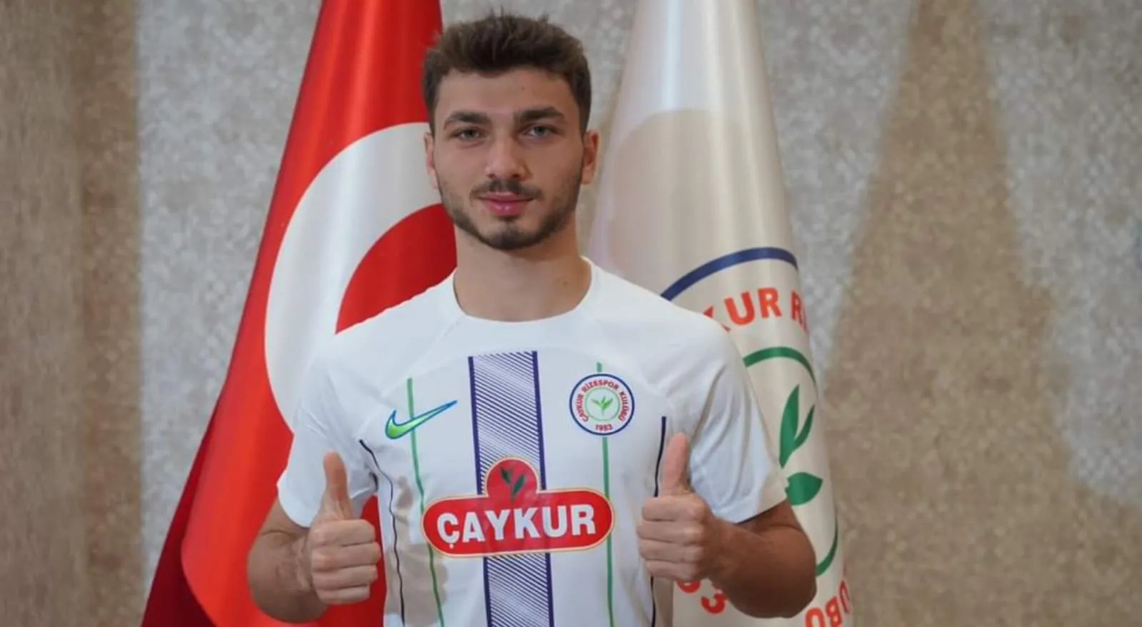 Remzi Kolcuoğlu profesyonel oldu