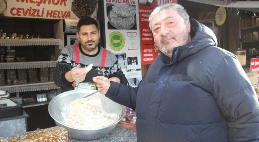 Bu helvayı yiyen kışın üşümüyor