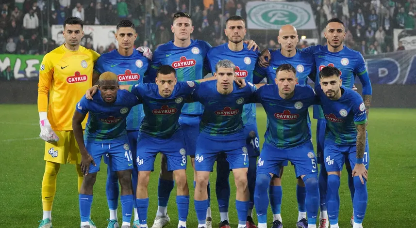 Çaykur Rizespor-Beşiktaş: 0-2 (İlk Yarı)