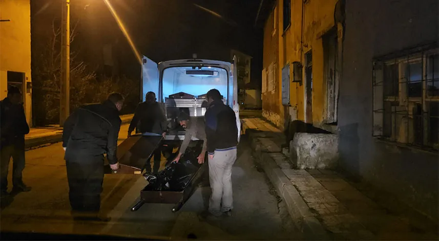 1 kişi evinde ölü bulundu