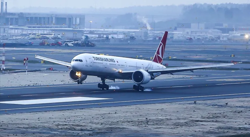 Türk hava sahasından 15 saniyede bir uçak geçti