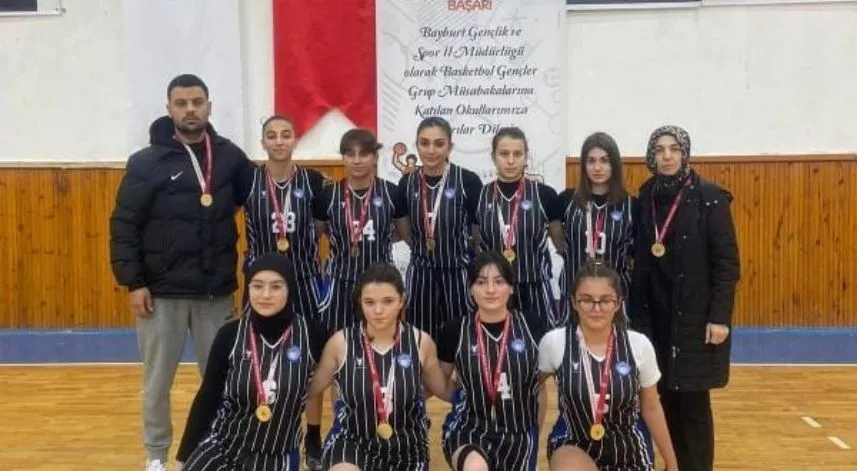 Rize'ye basketbolda şampiyonluk getirdiler