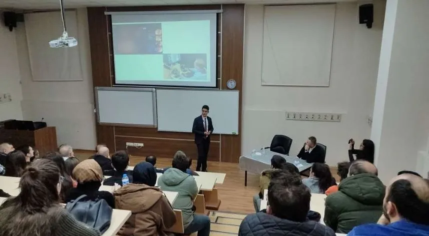 Rize'de yapay zekanın sağlık üzerindeki etkisi konuşuldu