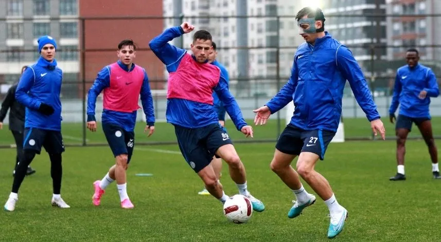 Çaykur Rizespor, Trabzonspor maçı hazırlıklarına başladı