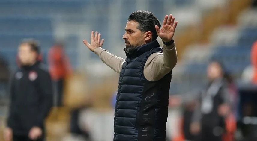 Palut: En az 3 oyuncu transfer etmek istiyoruz