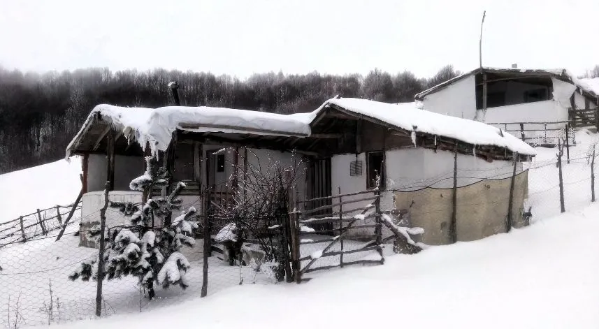 Amasya'nın yüksek kesimlerinde kar etkili oldu