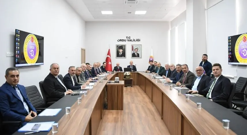 Ordu'da ilçe belediyelere altyapı desteği verildi