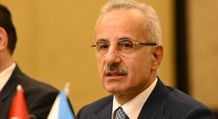 Bakan Uraloğlu: Kızıldeniz'de ve Süveyş Kanalı'nda yaşanan sıkıntılar var