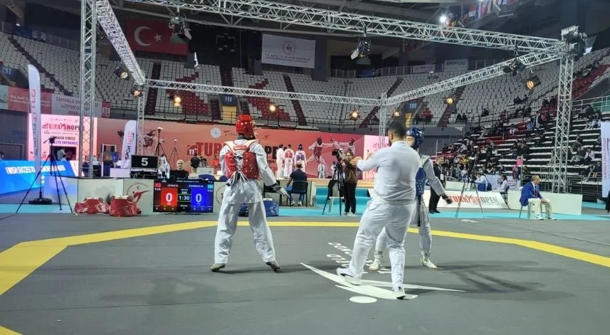 Rizeli tekvandocuya milli gurur 