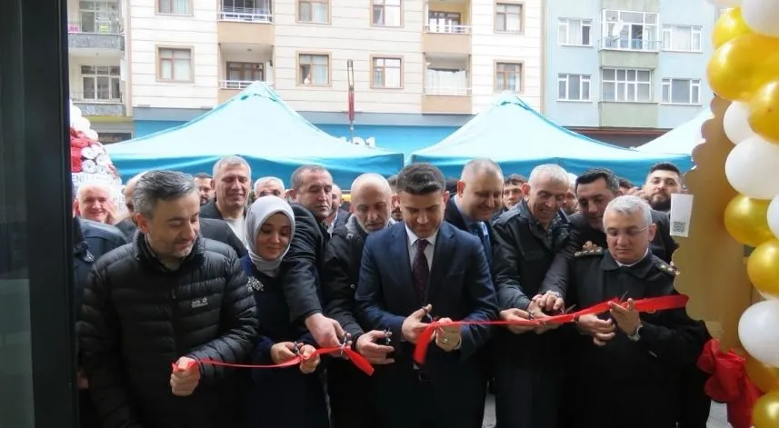 Rize'de yeni diş kliniği hizmete açıldı