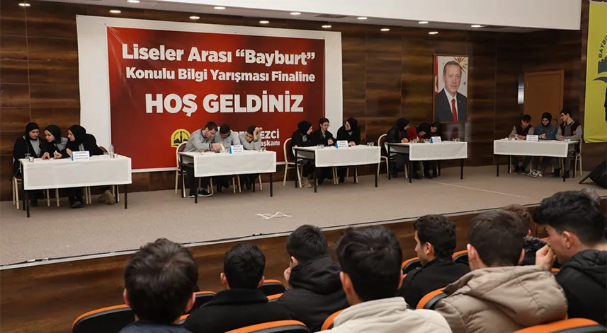 Bayburt'ta liseler arası bilgi yarışması düzenlendi