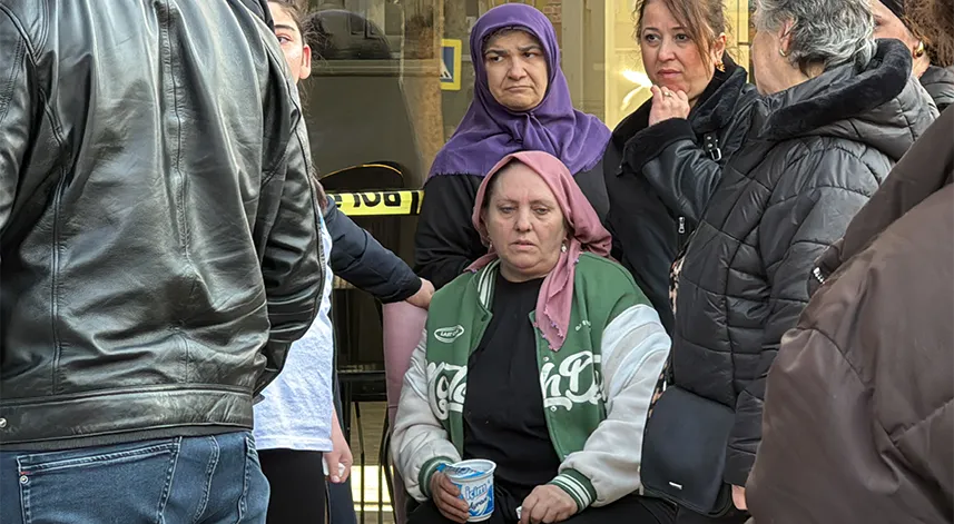 Samsun'da bir evdeki yangında 2 kişi dumandan etkilendi