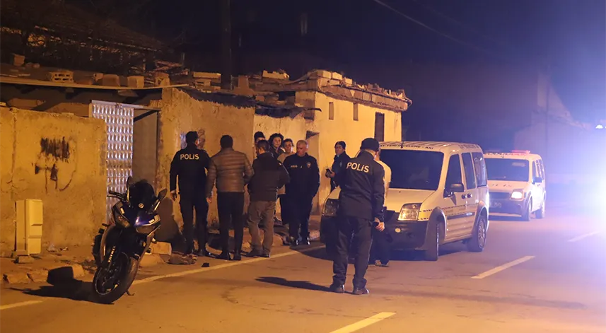 Ailesiyle tartıştı, kazara kendini vurdu