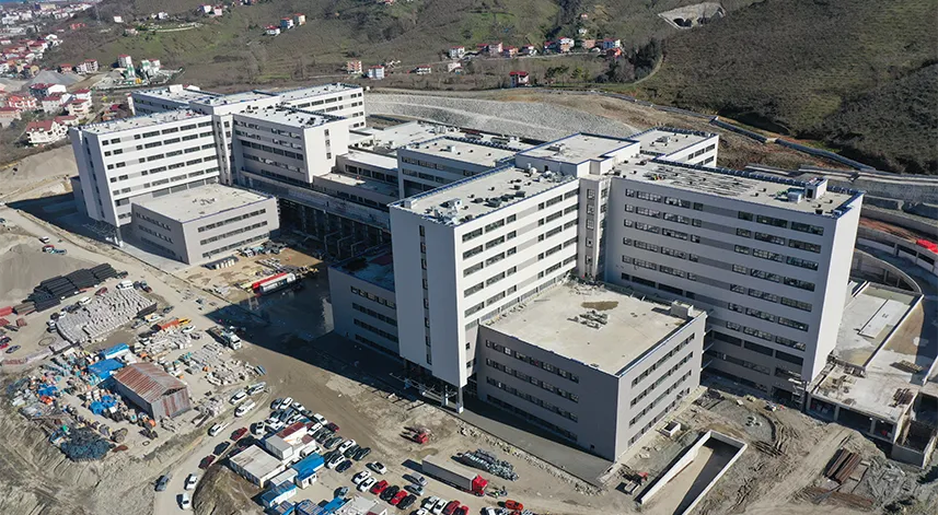 Yatak kapasitesi 1200'e yükseltilen Ordu Şehir Hastanesinde sona doğru