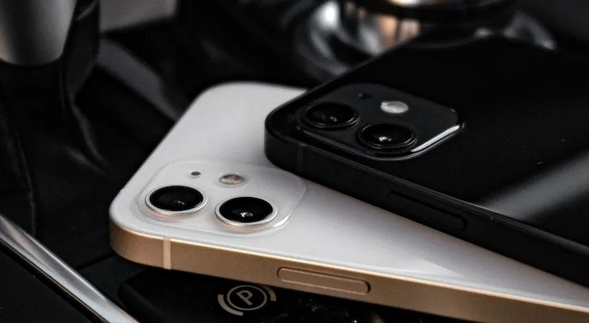 iPhone fiyatlarına zam geldi