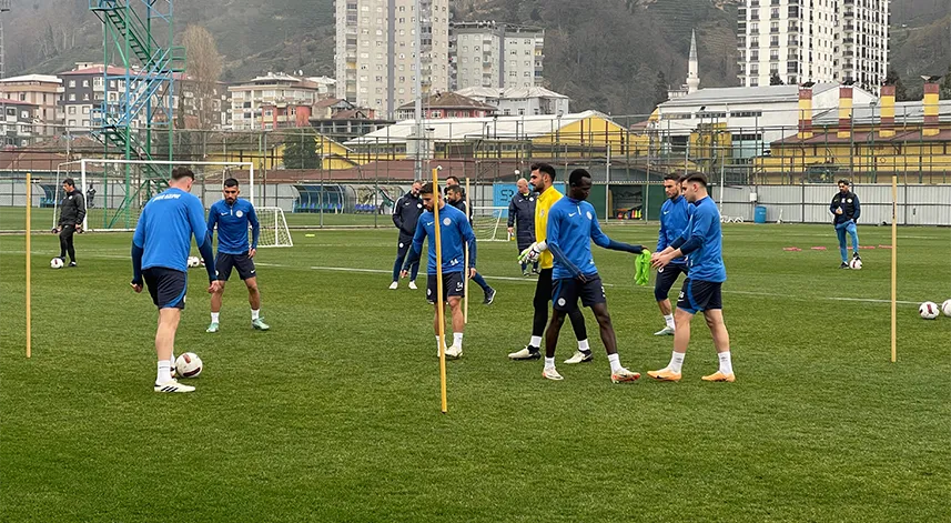 Çaykur Rizespor, Galatasaray maçı hazırlıklarına başladı