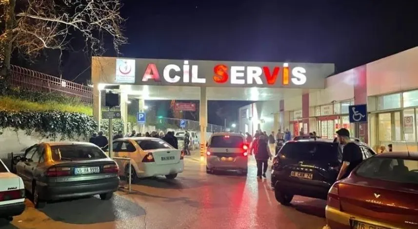 Deprem esnasında ikinci kattan atlayan bir kişi öldü