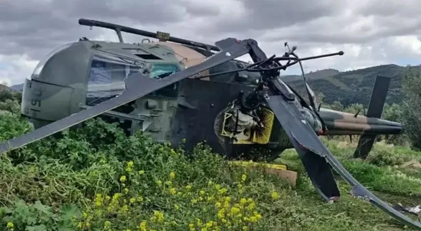 Askeri helikopter düştü