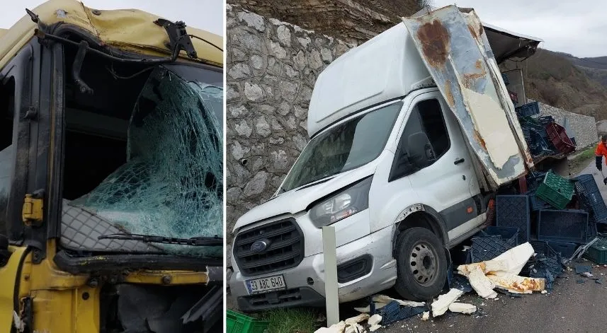 Samsun'da tır, arıza yapan kamyoneti biçti