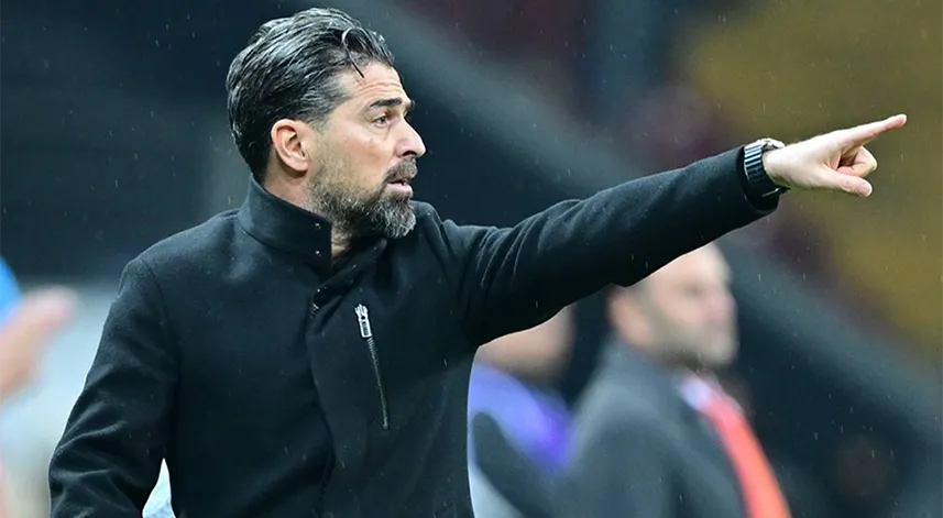 İlhan Palut maç sonrası açıkladı: Bileğinde kırık şüphesiyle hastanede