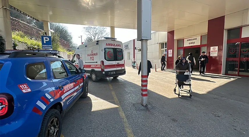 Kadınlar gününde tartıştığı kızını bıçakladı