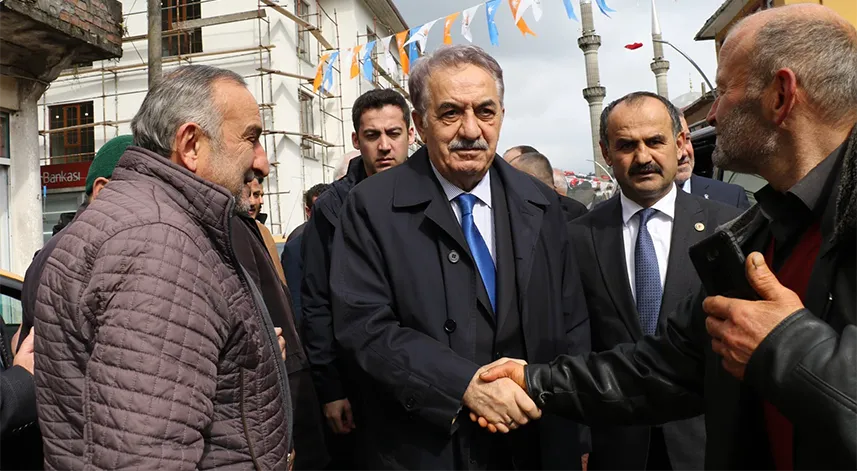 Hayati Yazıcı: Üreten inşa eden tek bir siyasi parti var