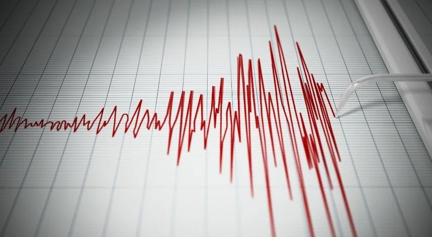 Karadeniz sallandı: 4 büyüklüğünde deprem