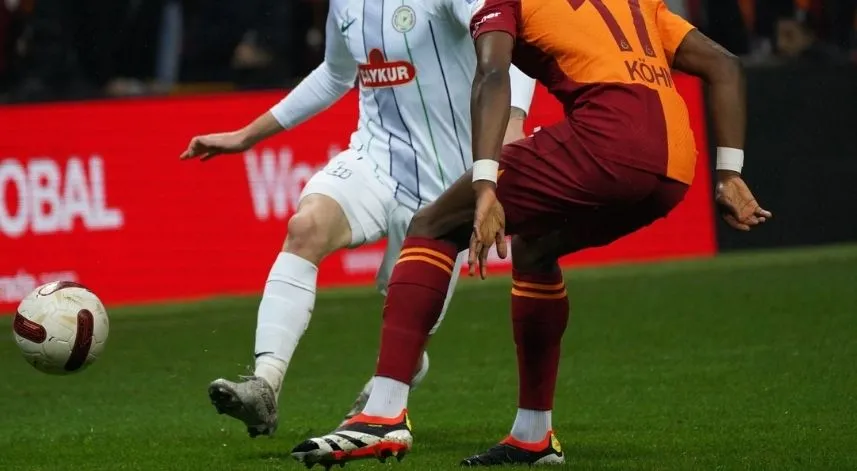 Galatasaray-Çaykur Rizespor maçında rahatsızlanan taraftar vefat etti