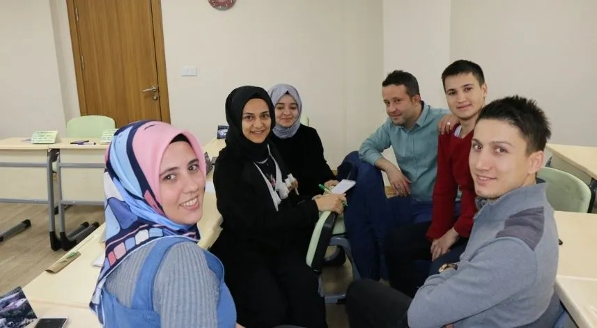 Kurçenli: Burada eğitim alanlar geleceğe umutla bakıyor