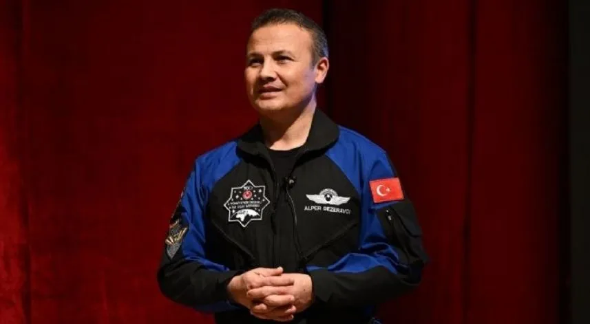 İlk Türk astronot Gezeravcı’dan çarpıcı uzay açıklaması