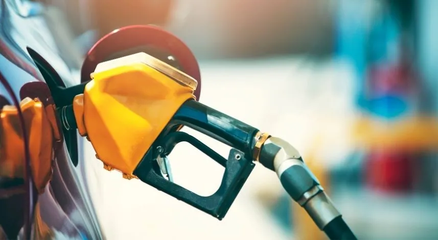 Akaryakıta zam yolda 