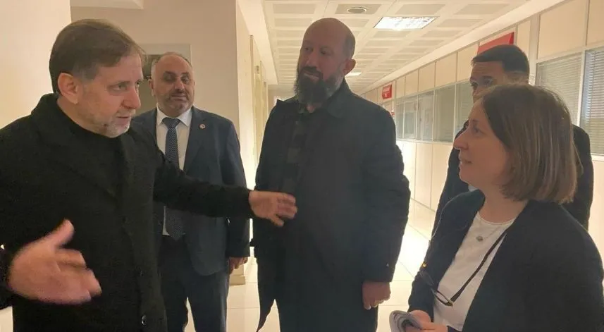 Yeniden Refah Partisi Başkan Adayı Cemil Çolak Rize’yi Karış Karış Geziyor