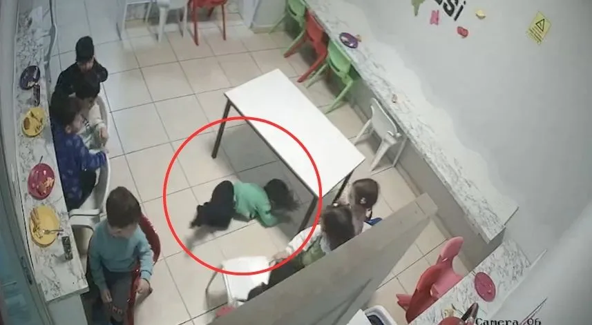 Kreşte dehşet: Gerçek kamerada ortaya çıktı