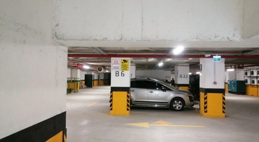 Çarşı AVM Otoparkı hizmet saatleri 