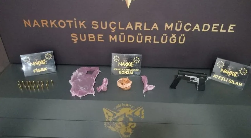 Rize'de araç ve üst aramalarında uyuşturucu madde ele geçirildi