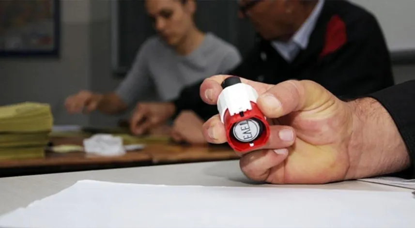 Sandık kurullarında görev alan kamu personeli 1 Nisan’da izinli sayılacak