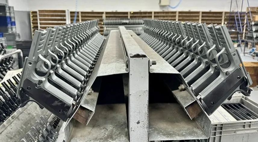 Trabzon'da üretilen 200 bin tabanca 60 ülkeye ihraç edildi