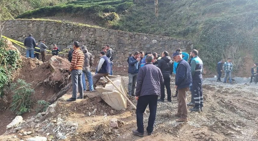 Göçük altında kalarak hayatlarını kaybeden işçilerin kimlikleri belirlendi
