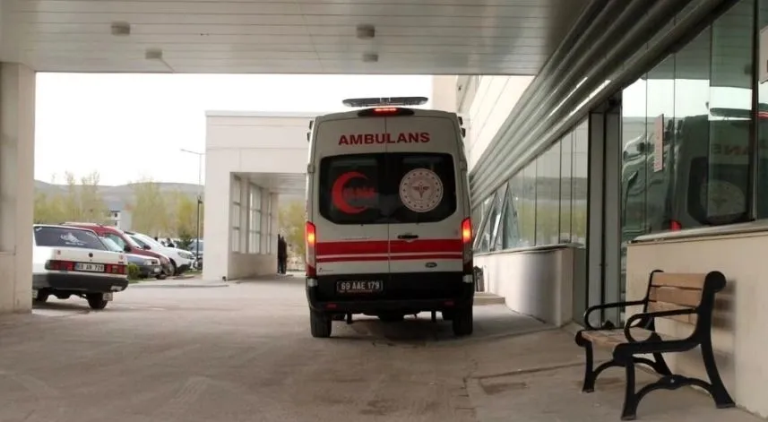 Dereye düşen 3 yaşındaki çocuk boğuldu