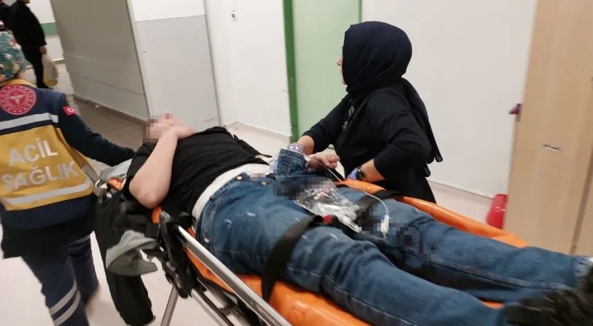 Köpek kavgasında 17 yaşındaki çocuk bıçaklandı