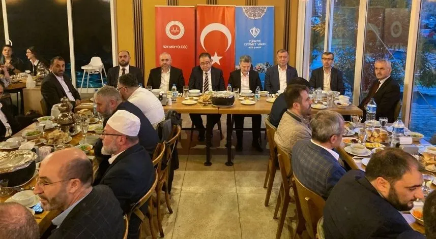 Gürcistan Müftüleri Rize’de kardeşlik iftarına katıldı