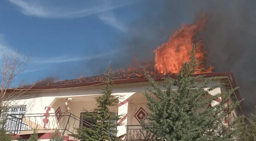 Konya’da ev yangını